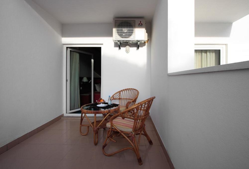 Galeria Suite Hotel Aveiro Kültér fotó